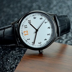 逆時針手錶 黑殼 - 中性 - 全球免運 第1張的照片