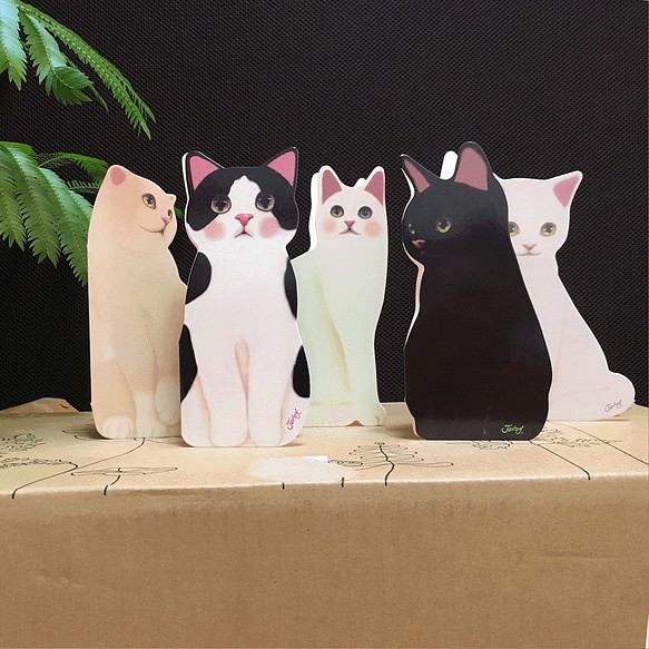 猫さん５匹のカード（誕生日　クリスマス　バレンタイン　プレゼント　飾りにも♪） 1枚目の画像