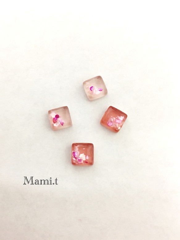 《Mami.t》 ピンクタイルのイヤリング 1枚目の画像