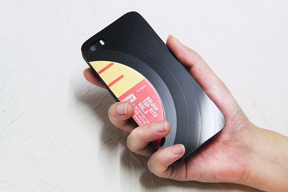 iPhone 5 / 5S / SE 黑膠唱片 手機殼 保護殼 (隨機款式) 第1張的照片