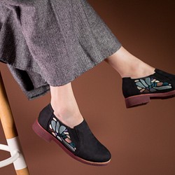 刺繡手工短靴-輿圖靴 (黑) 第1張的照片
