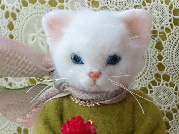 送料無料　星の王子さま子猫　羊毛フェルト 1枚目の画像