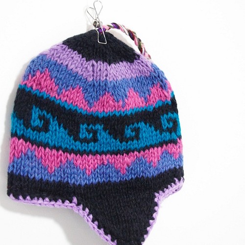 情人節禮物手工編織純羊毛帽 飛行毛帽 毛線帽 桃紫色系圖騰 僅一件 Wool Hat 帽子omhandmade 的作品 Creemaー來自日本的手作 設計購物網站