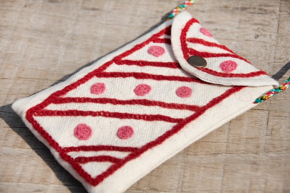iphone 手感手工刺繡手機套/ 悠遊卡套 / 肩背包 / 小包 / 旅行包 - 彩色雨點 ( 粉色點點+紅色線條 ) 第1張的照片