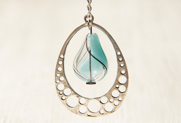 glass necklace 情人節 / 幾何風 / 法式條紋口吹玻璃項鍊 短鏈 長鏈 - 純淨水滴 blue drop 第1張的照片