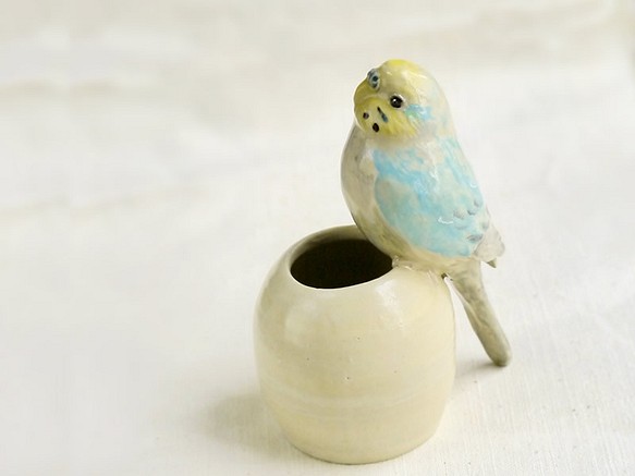 單輪虎皮鸚鵡（陶瓷小鳥物體） 第1張的照片