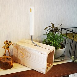 コロコロBOX（粘着カーペットクリーナー用木製BOX） 1枚目の画像