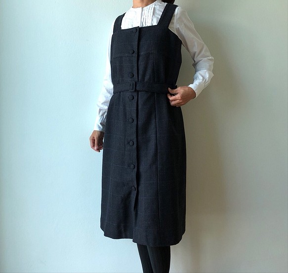 ジャンパースカート  くるみボタン    ワンピース  サロペット  ビスチェワンピース グレンチェック 1枚目の画像