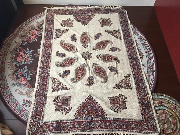 ペルシャ絨毯風の布更紗100cm150cmテーブルクロススファーカバー 1枚目の画像