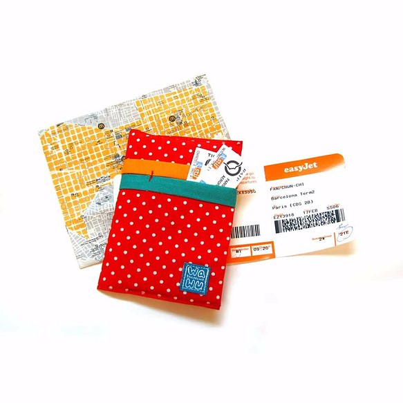 WaWu 護照套 (紅色點點)｜トラベル 旅行用 布製パスポートカバー 航空券収納 第1張的照片