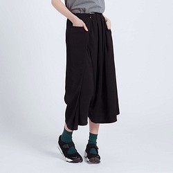 Corsage 森旅八分褲 Taiwan design 第1張的照片