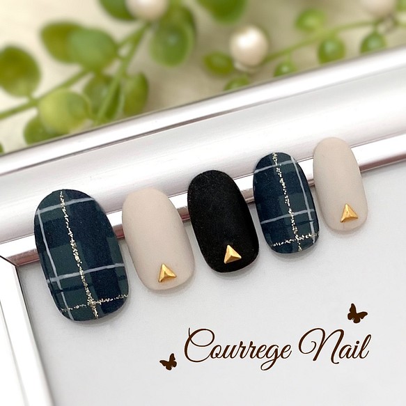 グリーンのタータンチェック柄ネイルチップ No 56 ネイルチップ ネイルシール Courrege Nail 通販 Creema クリーマ ハンドメイド 手作り クラフト作品の販売サイト