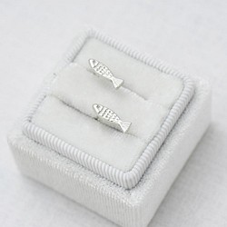 小魚耳環 | 925純銀 女款 可改夾式 可愛動物 手工銀飾 第1張的照片
