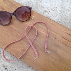 眼鏡帶子眼鏡鍊吊繩掛繩皮繩真皮太陽眼鏡屆時皮革-粉紅色 第1張的照片