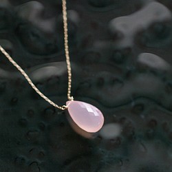 namida : pink Chalcedony（necklace） ピンクカルセドニー 1枚目の画像