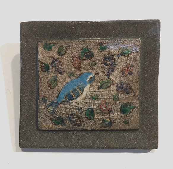 鳥と実 幻想陶画 西美紀 1枚目の画像