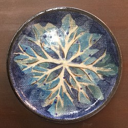 【夜の木々　絵皿】西美紀　-幻想陶画- 絵画の器 1枚目の画像