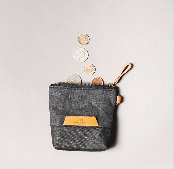 皮革個性零錢包，收納包，小菸袋(灰) 第1張的照片