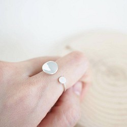 【 Cami Handicraft 】個性造型鈕扣戒指-純銀款 第1張的照片