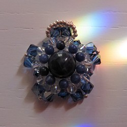 ソーダライト・花型ペンダントトップB(ptstsl01) 1枚目の画像
