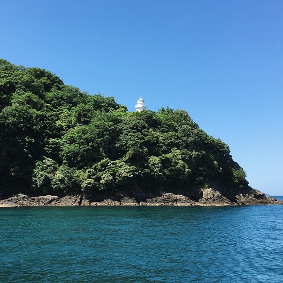 島の灯台のピアス・真鍮 | monsterdog.com.br