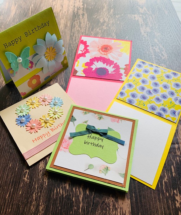お好きな3枚を選べる‼︎ 二つ折り　バースデーカード　お誕生日カード 1枚目の画像