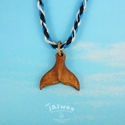【海洋飾品 Wooden Necklace】海洋原木飾品--鯨魚尾 原木項鍊 第1張的照片