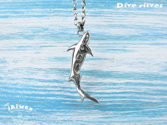 【Diving silver】925銀海洋潛水銀飾--鯊魚手工雕刻墜飾 第1張的照片