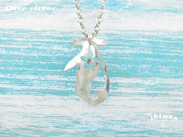 【Diving silver】925銀海洋潛水銀飾--夏日雞蛋花鎚頭鯊墜飾 第1張的照片