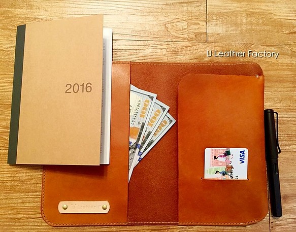 牛皮手作筆記本-手札-護照包(免費刻名,限英文) 第1張的照片