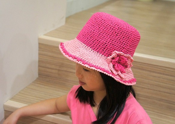 手工編織俏麗色塊拼貼草線漁夫帽(遮陽/防曬/文青風/小孩款) 第1張的照片