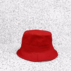 極簡約純棉雙面手工平頂漁夫帽 - 紅色 第1張的照片