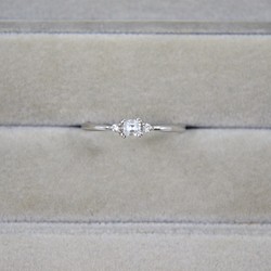 [定做] 鉑金鑽石戒指 0.15ct 祖母綠形切割 PT pt900 鑽石戒指 第1張的照片