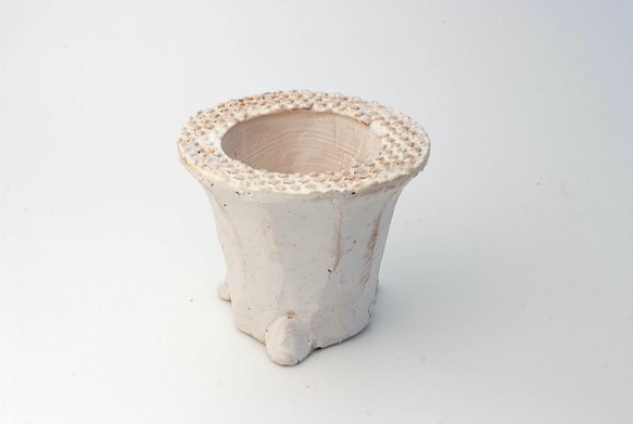 陶器製（２号ポット相当）多肉植物の欲しがる植木鉢 AAMd -3528 1枚目の画像