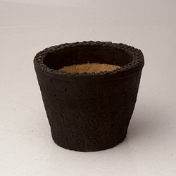 陶器製（2.5号ポット相当）　多肉植物の欲しがる植木鉢 SMSb-2679 1枚目の画像