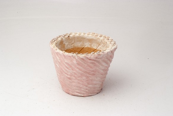 陶器製（２号ポット相当）　多肉植物の欲しがる植木鉢 AASc-2956ピンク 1枚目の画像