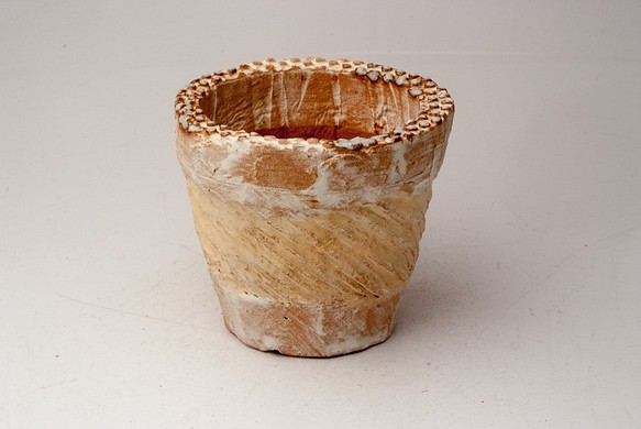 陶器製（2.5号ポット相当）　多肉植物の欲しがる植木鉢 NSSc-3663イエロー 1枚目の画像