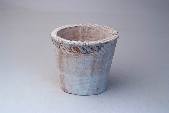 陶器製（2.5号ポット相当）　多肉植物の欲しがる植木鉢 NSS-4888 1枚目の画像