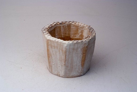 陶器製（2.5号ポット相当）多肉植物の欲しがる植木鉢 KEM-4922 1枚目の画像