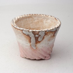陶器製（２.5号ポット相当）　多肉植物の欲しがる植木鉢 IBMc-5293ピンク 1枚目の画像