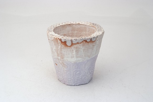 陶器製（２号ポット相当）　多肉植物の欲しがる植木鉢 AAMc-3784パープル 1枚目の画像