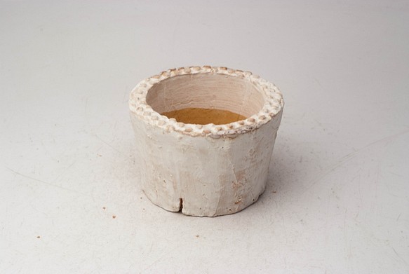 陶器製（２号ポット相当）　多肉植物の欲しがる植木鉢 PR-6543 1枚目の画像