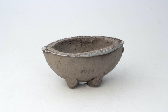 陶器製　多目的自由な植木鉢 CVc-ミカゲグレイ-77 1枚目の画像