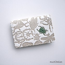 [有 1 件] 真皮名片夾（通行證名片夾）&lt;聖甲蟲&gt;Musimesen Bunko 皮革“日本昆蟲系列” 第1張的照片