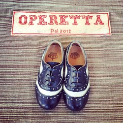 【受注制作】イタリアからハンドメイド子供靴　spettatore 14.5-16.5cm 1枚目の画像