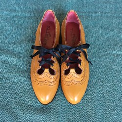 【受注制作】イタリアからハンドメイド靴　レディース　ギリーシューズ　ghillie 1枚目の画像