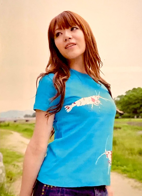 レッドビーシュリンプ（エビ）Tシャツ　ターコイズブルー 1枚目の画像