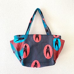 アフリカ布　トートバッグ バード柄　ピンク/ブルー/グレー　アフリカンプリント　大容量マザーズバッグ　ツバメ　鳥 1枚目の画像