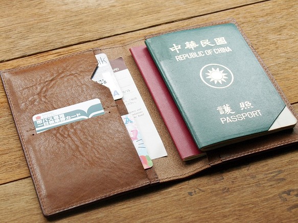 Leather Passport Case - Caramel Coffee 1枚目の画像