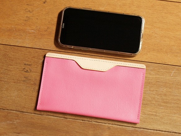iPhone 14 Pro Max - Peach Pink 手工真皮手機套/存摺套 (免費客製刻印/禮物包裝) 第1張的照片